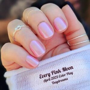 B2G1 EVERY PINK MOON Color Street Nail Strips